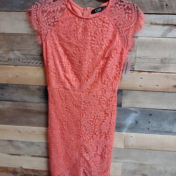 CBR Dresses & Skirts - CBR Exclusive Collection Coral Lace Juniors Dress (M) - Short Sleeve - NWT